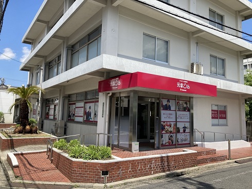ujina_Image3